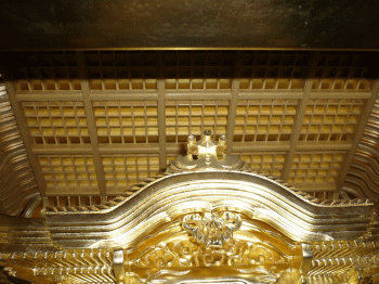 金仏壇 連峰